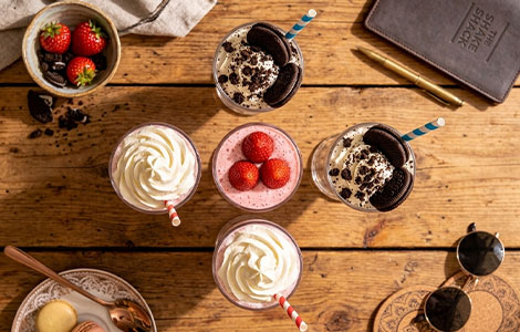 Shakes